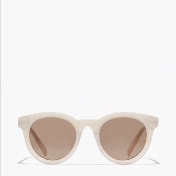 ISO Madewell Halliday Sunglasses in Milky Glitter